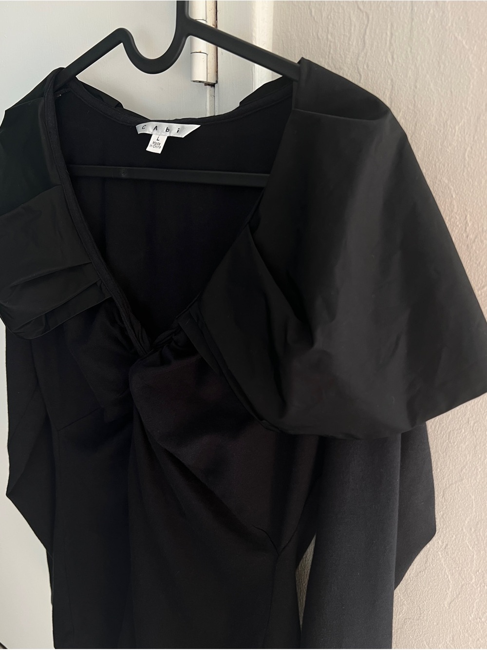 CAbi Cinema Top #143 Black Portrait Collar Twist Front Long Sleeve Blouse L - Picture 8 of 14